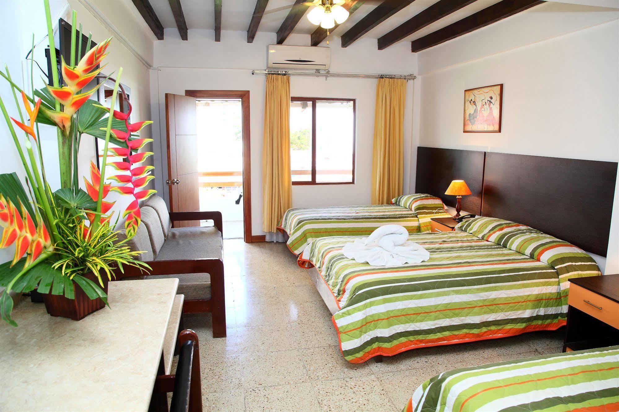 טונסופה Hotel Puerto Ballesta מראה חיצוני תמונה