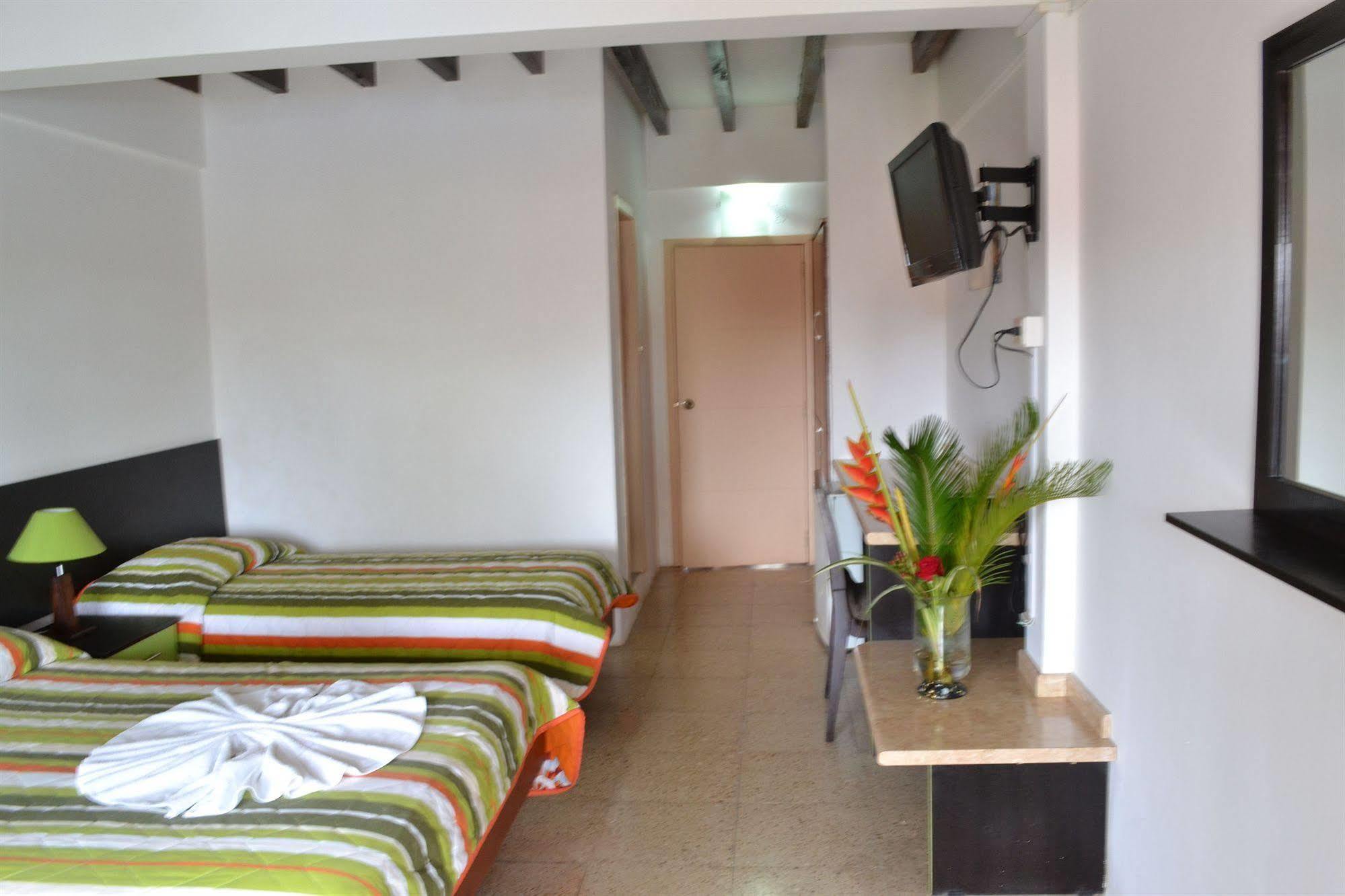 טונסופה Hotel Puerto Ballesta מראה חיצוני תמונה